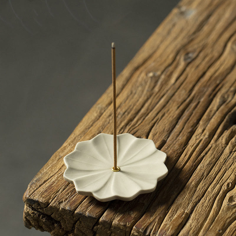 Lotus Cherry Blossom Plum Blossom Chrysanthemum Ceramic Incense Burner Decoration