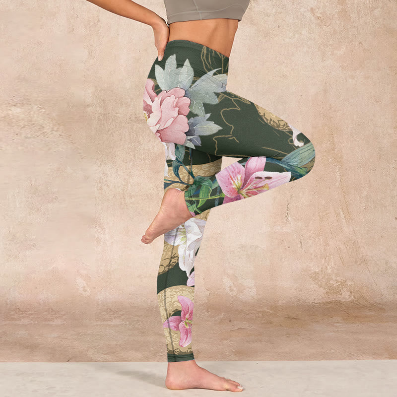 Green Golden Snake Lily Peony Flowers Print Gym Leggings Women's Yoga Pants