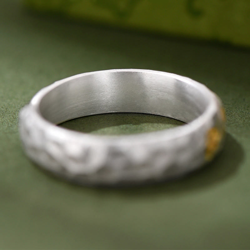 999 Sterling Silver Hammer Pattern Om Mani Padme Hum Balance Ring