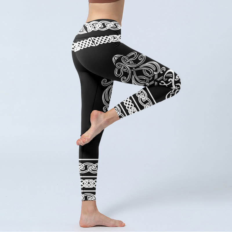 Symmetrical Celtic Knot Pattern Print Gym Leggings Women's Yoga Pants
