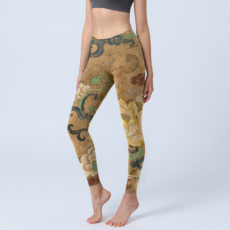 Traditional Lotus Flower Cloud Pattern Print Gym Leggings Women's Yoga Pants