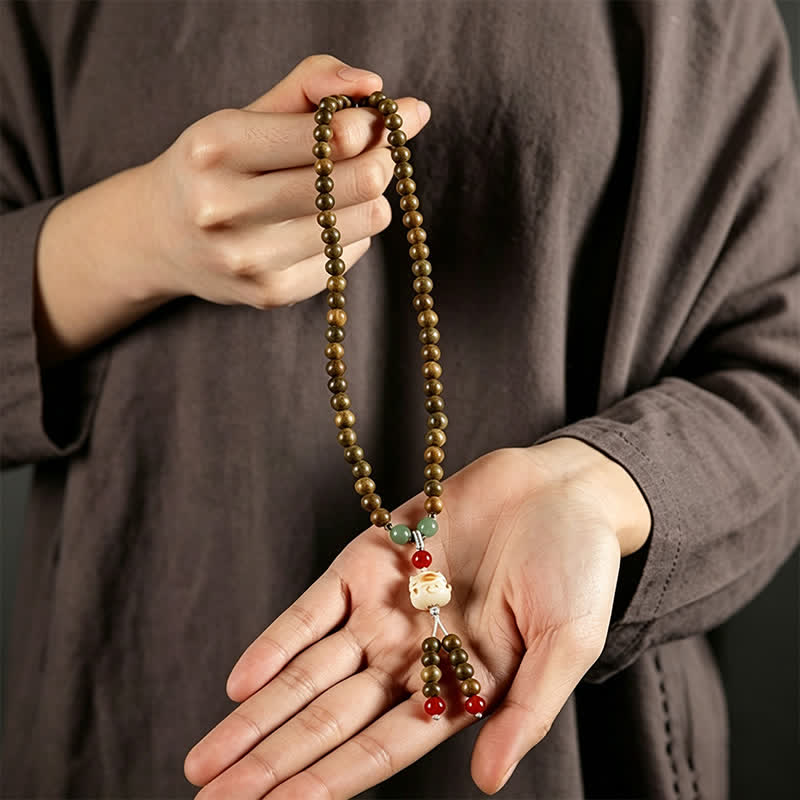 Green Sandalwood Serenity Hand-Woven Cat Charm Retro Ethnic Mala
