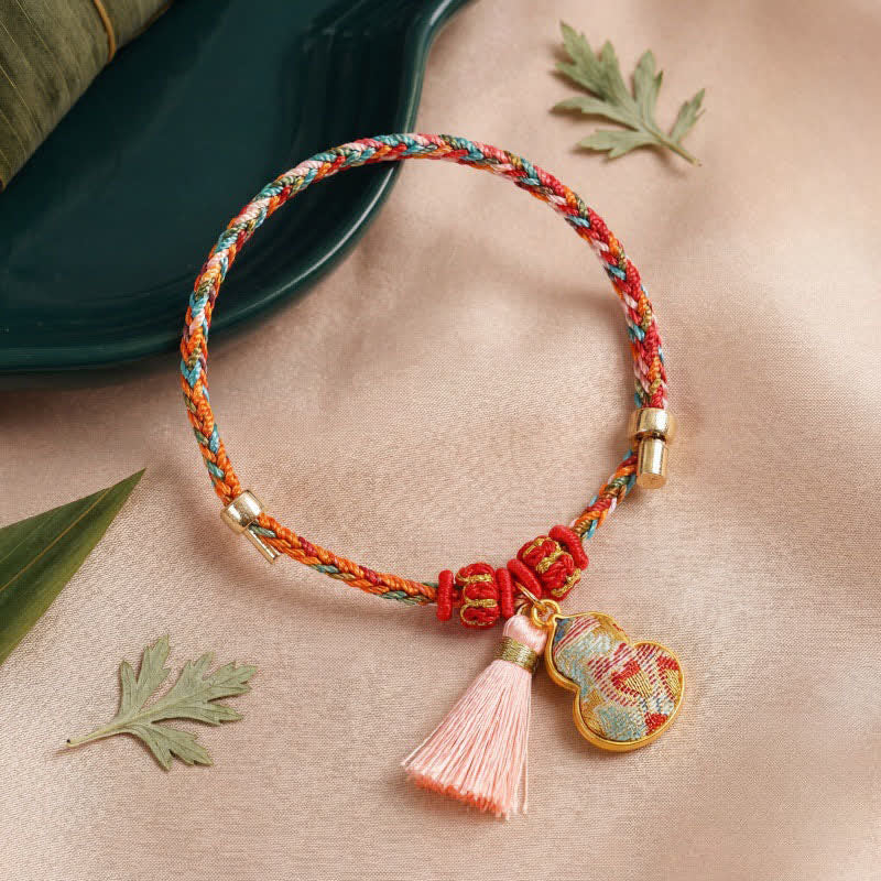 Handwoven Five Color Apple Money Bag Gourd Chinese Lock Charm Protection Bracelet
