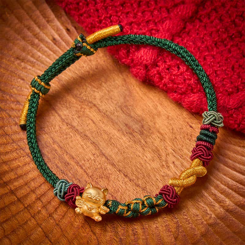 Hand-Woven Red String Lucky Cat Protection Bracelet