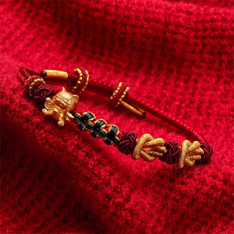 Hand-Woven Red String Lucky Cat Protection Bracelet