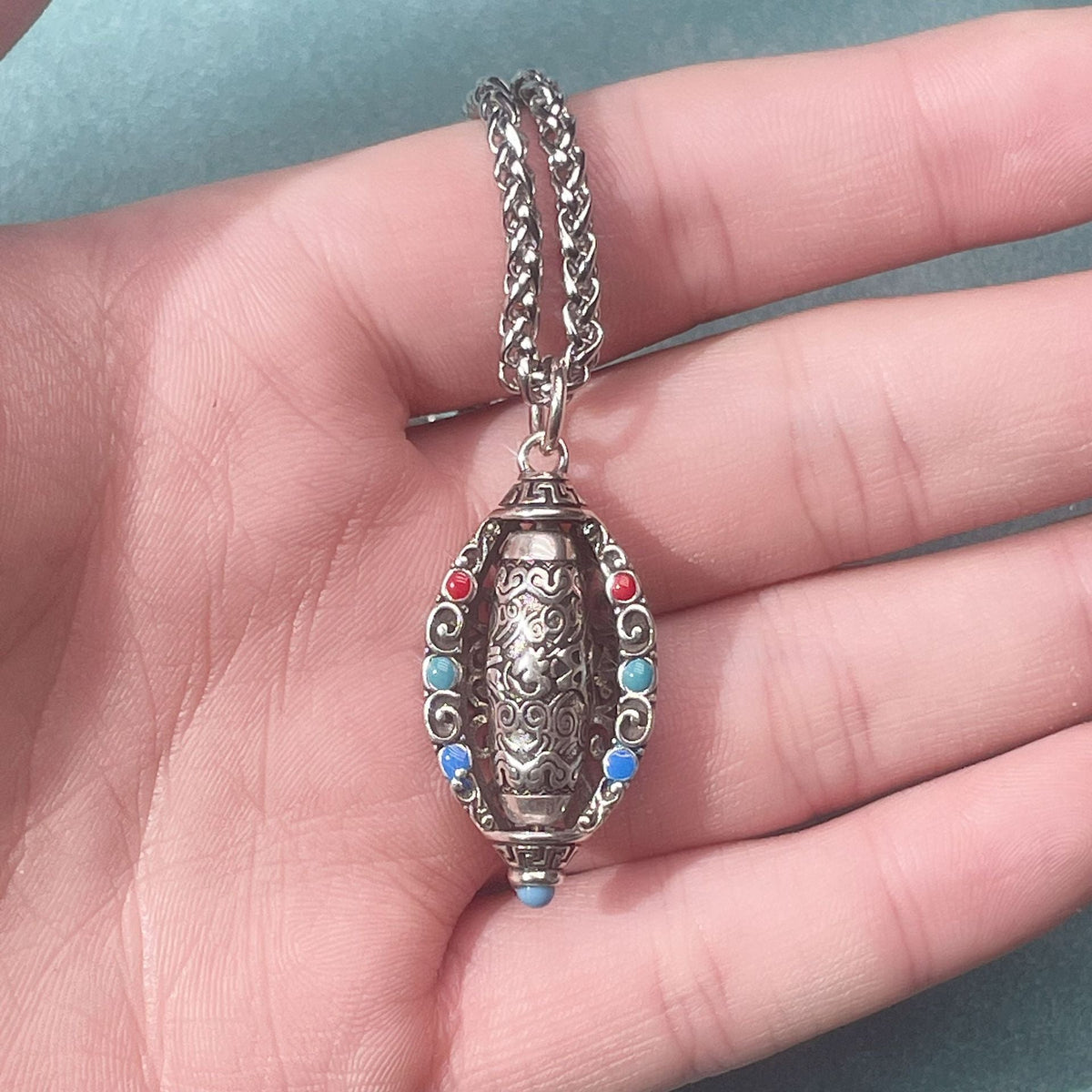 Tibetan Om Mani Padme Hum Purity Rotatable Necklace Pendant