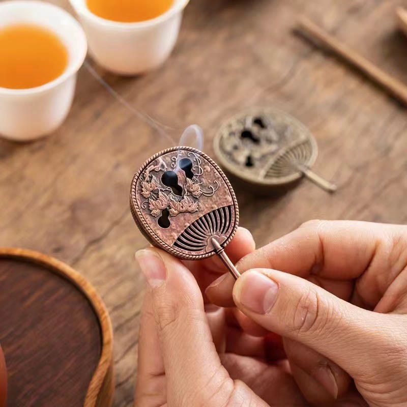 Small Mini Gourd Fan Pipa Copper Alloy Incense Burner Decoration With Incense