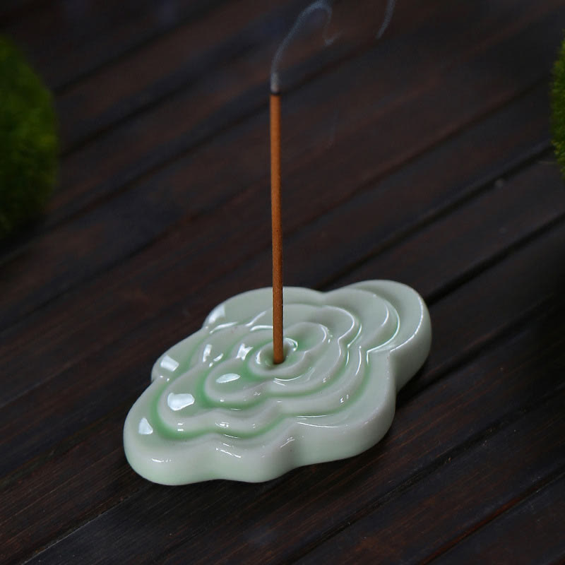 Mini Auspicious Clouds Design Stick Ceramic Small Incense Burner Decoration
