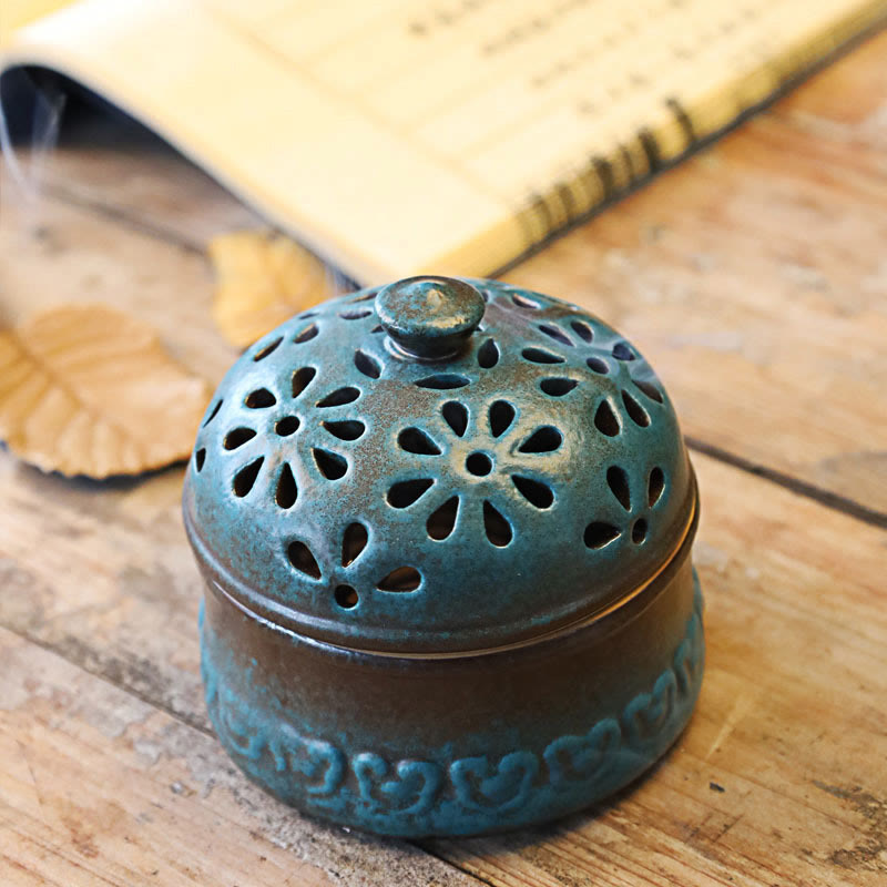 Mini Hollow Spiritual Meditation Ceramic Small Incense Burner Decoration